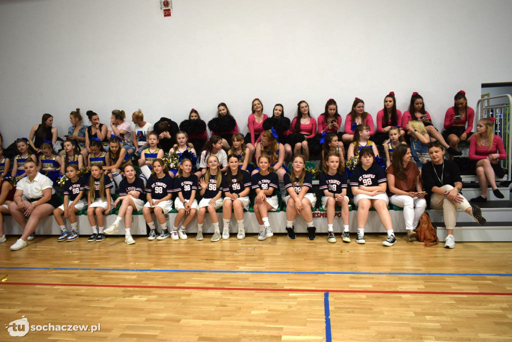 Cheerleader`s team za nami