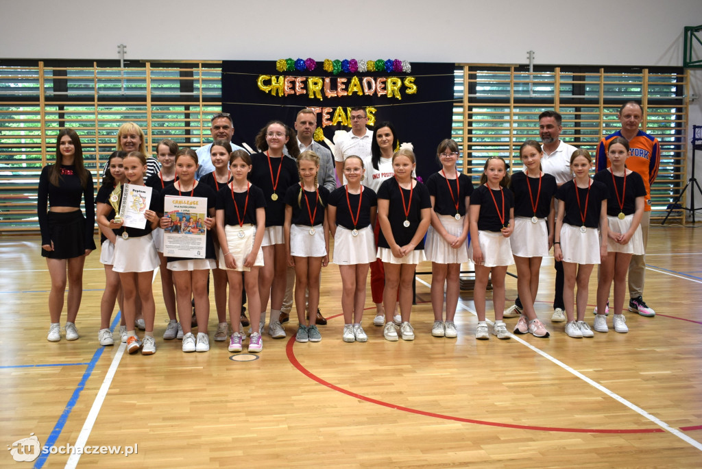 Cheerleader`s team za nami