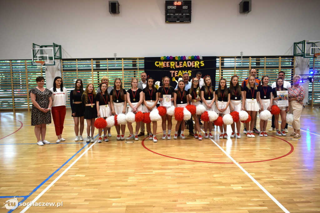 Cheerleader`s team za nami