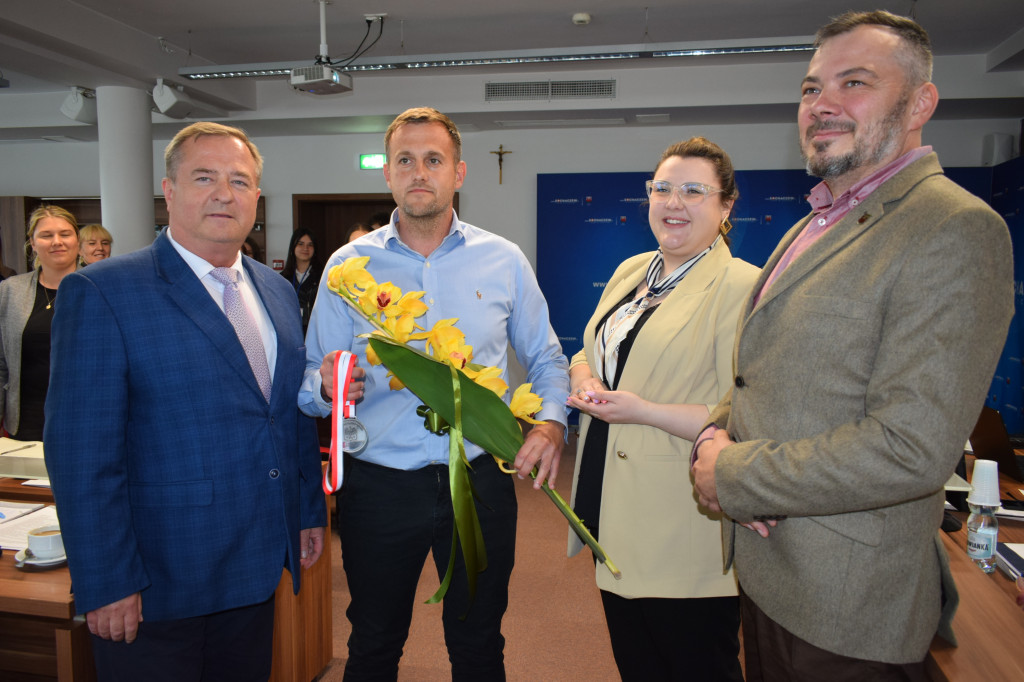 Gratulacje dla dwóch radnych