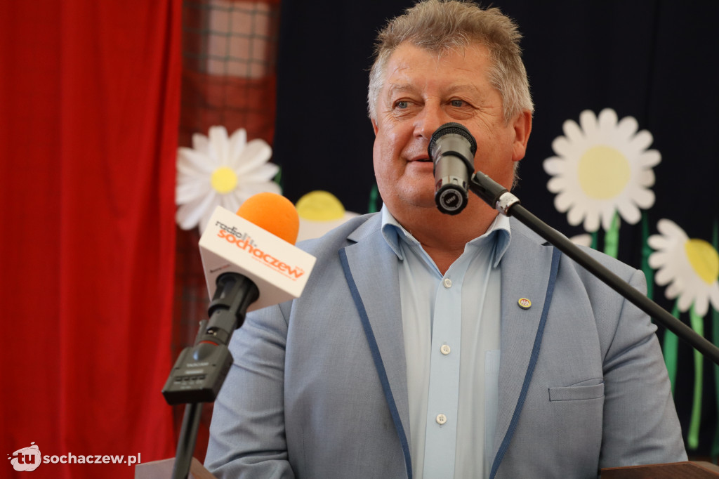 Szkoła w Kamionie ma 60 lat i... nową halę