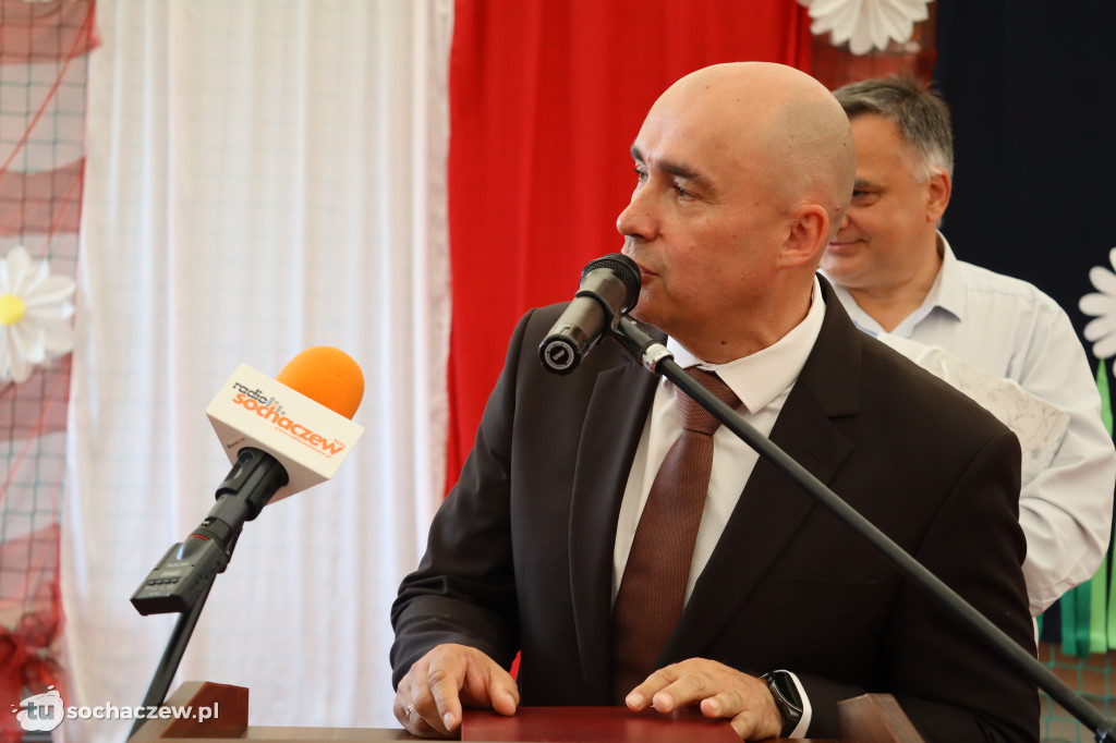 Szkoła w Kamionie ma 60 lat i... nową halę