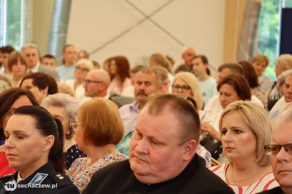 Szkoła w Kamionie ma 60 lat i... nową halę