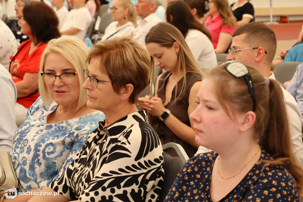 Szkoła w Kamionie ma 60 lat i... nową halę