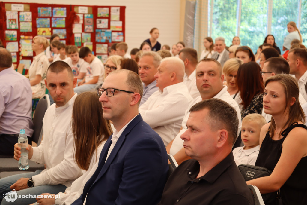 Szkoła w Kamionie ma 60 lat i... nową halę