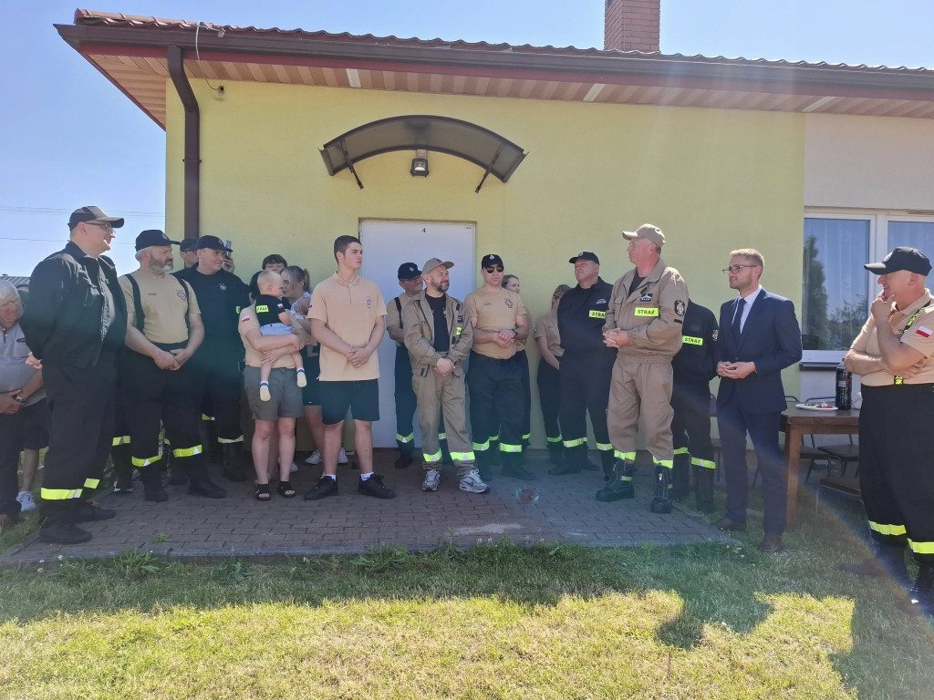 Uroczyście w OSP Wężyki
