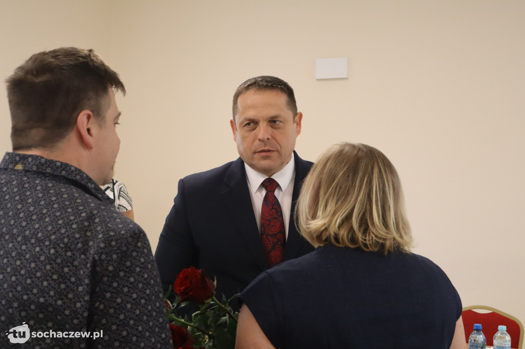 Wójt Piotr Szymański z absolutorium i wotum zaufania