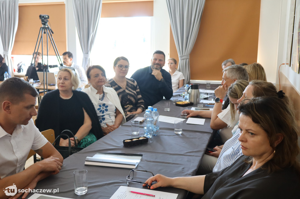 Wójt Jan Kraśniewski z absolutorium i wotum zaufania