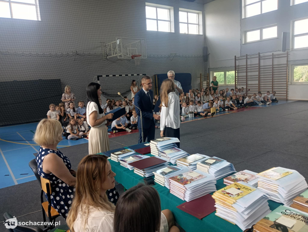 Stypendia Wójta Gminy Rybno dla uczniów wręczone