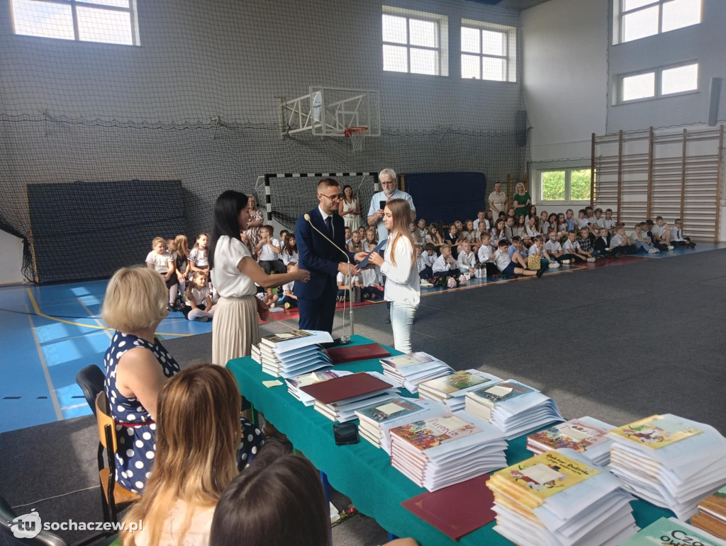 Stypendia Wójta Gminy Rybno dla uczniów wręczone