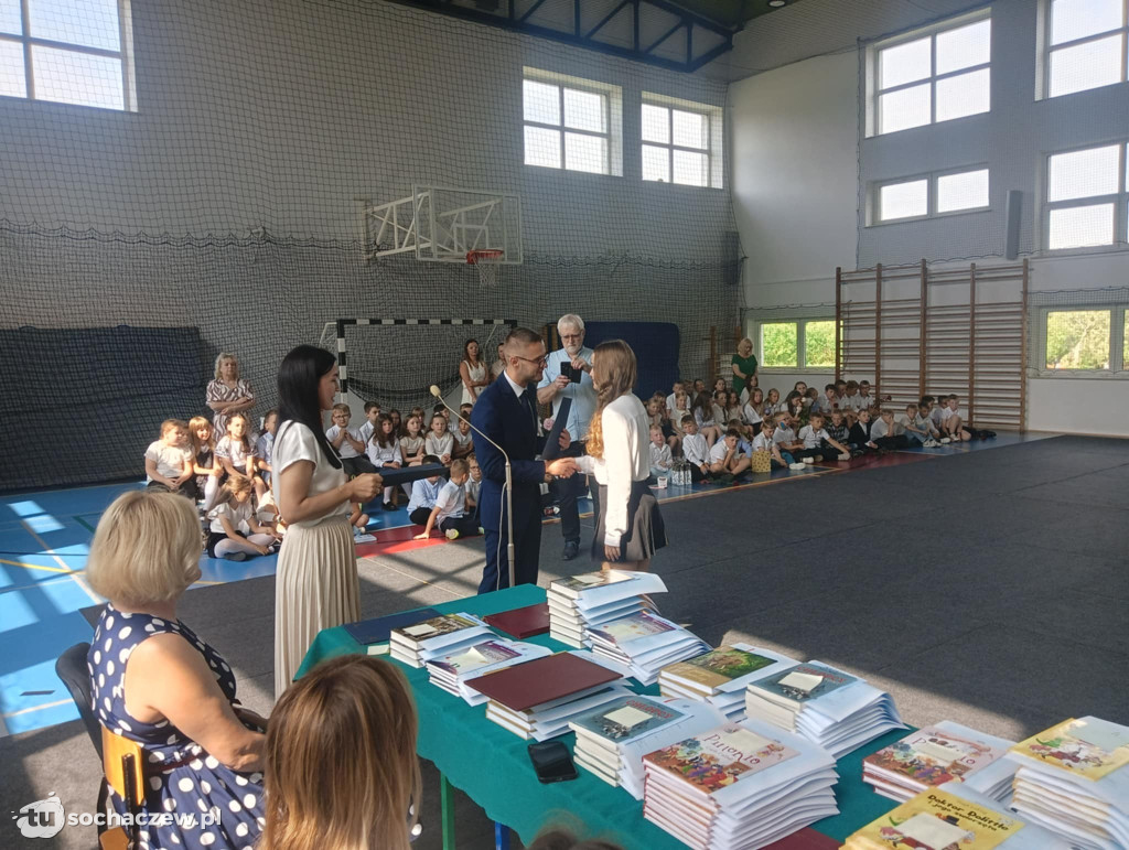 Stypendia Wójta Gminy Rybno dla uczniów wręczone