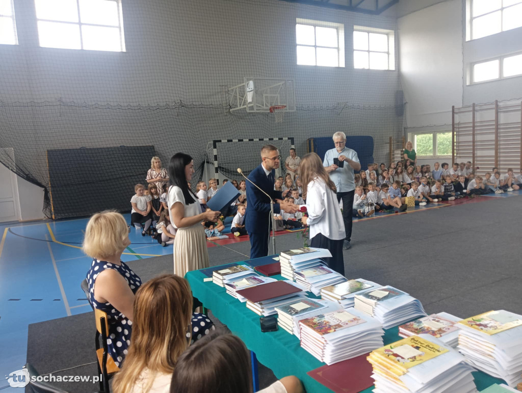 Stypendia Wójta Gminy Rybno dla uczniów wręczone