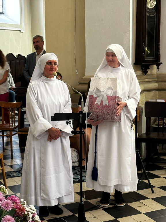 Szymanów: pożegnali jednego, powitali drugiego księdza