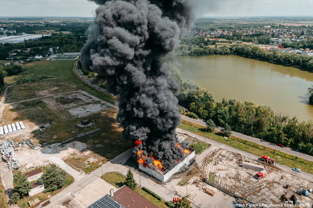 Pożar na terenie zakładu chemicznego w Boryszewie