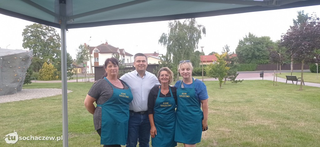 Międzypokoleniowa potańcówka w Kampinosie