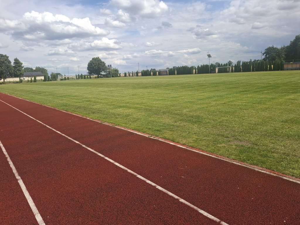 Stadion w Rybnie wypielęgnowany