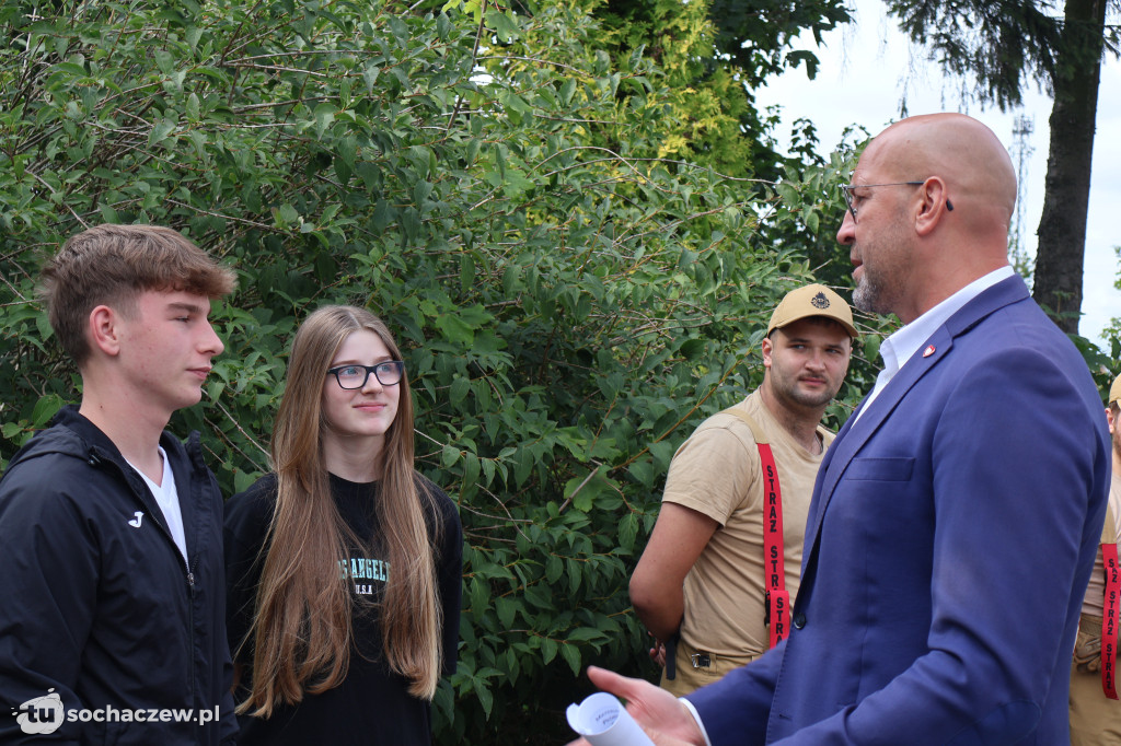 Minister sportu odwiedził Szymanów. Chodzi o orlik