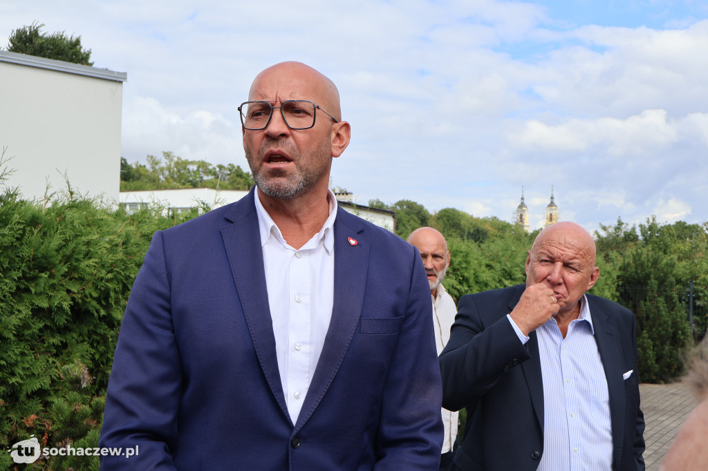 Minister sportu odwiedził Szymanów. Chodzi o orlik