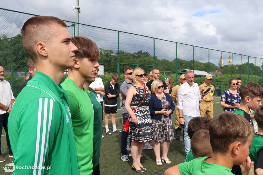 Minister sportu odwiedził Szymanów. Chodzi o orlik