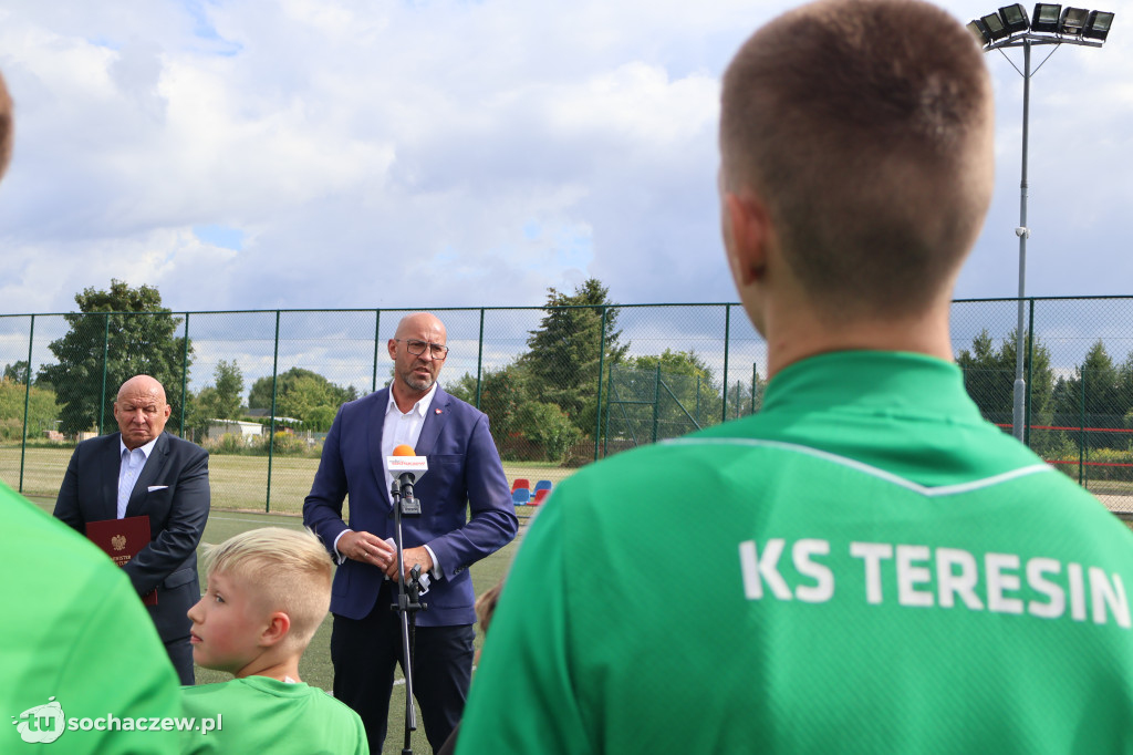 Minister sportu odwiedził Szymanów. Chodzi o orlik