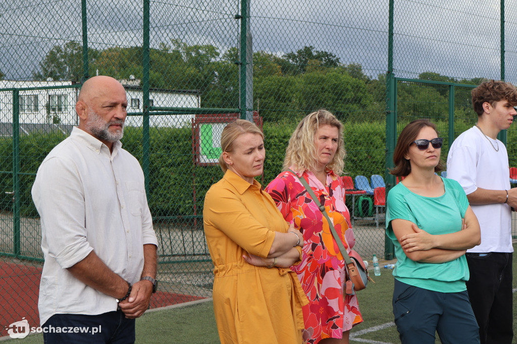 Minister sportu odwiedził Szymanów. Chodzi o orlik