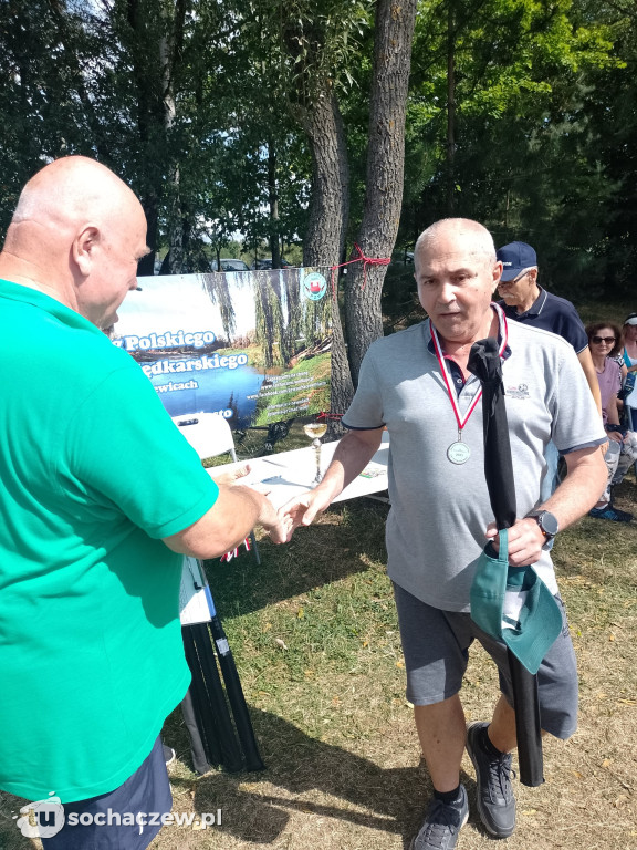Piknik wędkarski nad zalewem w Boryszewie