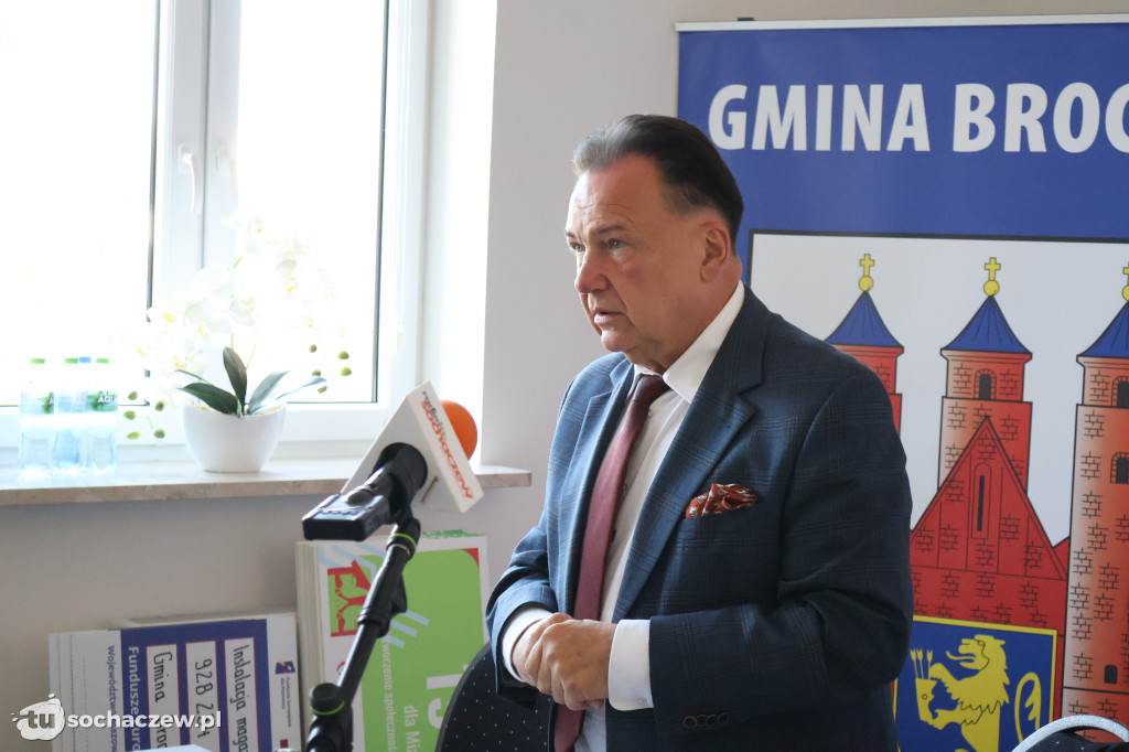 Brochów: podpisano umowy z Marszałkiem