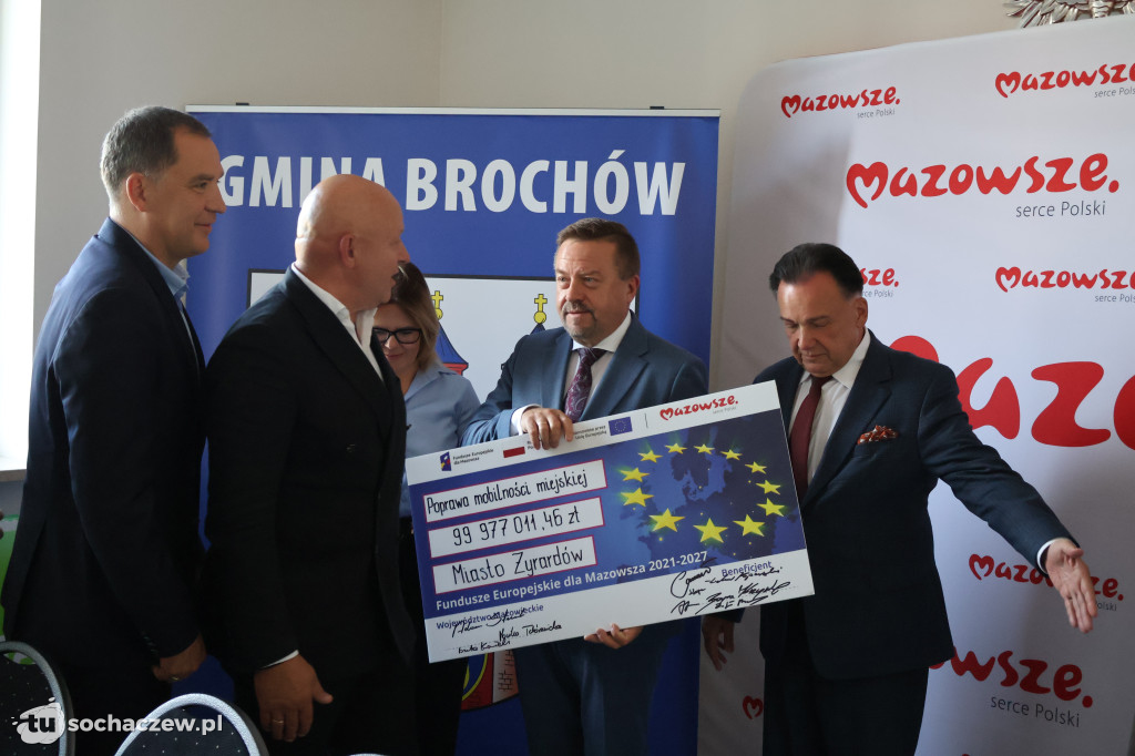 Brochów: podpisano umowy z Marszałkiem