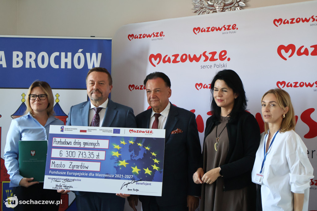 Brochów: podpisano umowy z Marszałkiem