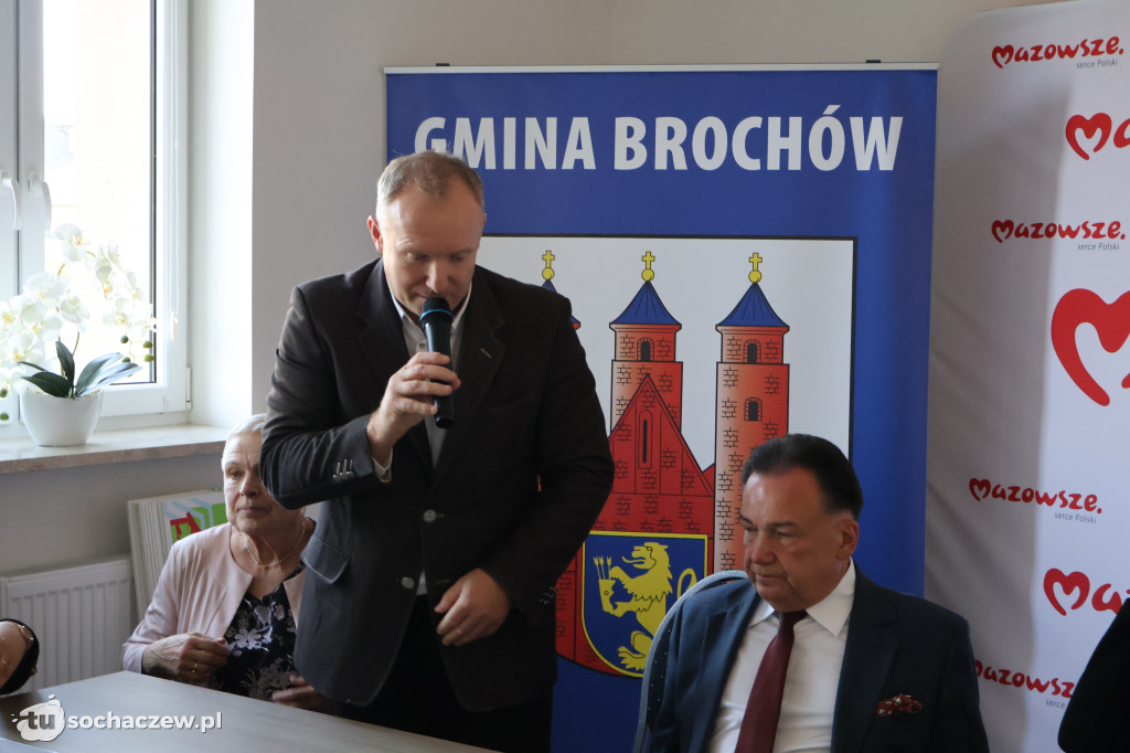 Brochów: podpisano umowy z Marszałkiem