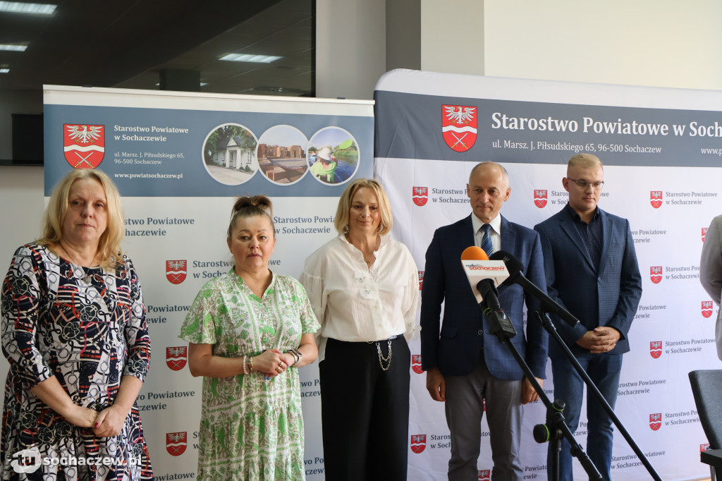 Kiepski asfalt, jest umowa, będzie przebudowa, rusza inwestycja powiatowa