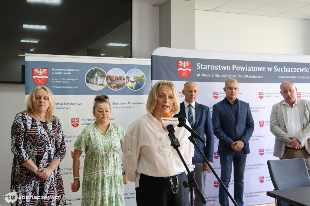 Kiepski asfalt, jest umowa, będzie przebudowa, rusza inwestycja powiatowa