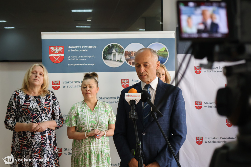 Kiepski asfalt, jest umowa, będzie przebudowa, rusza inwestycja powiatowa