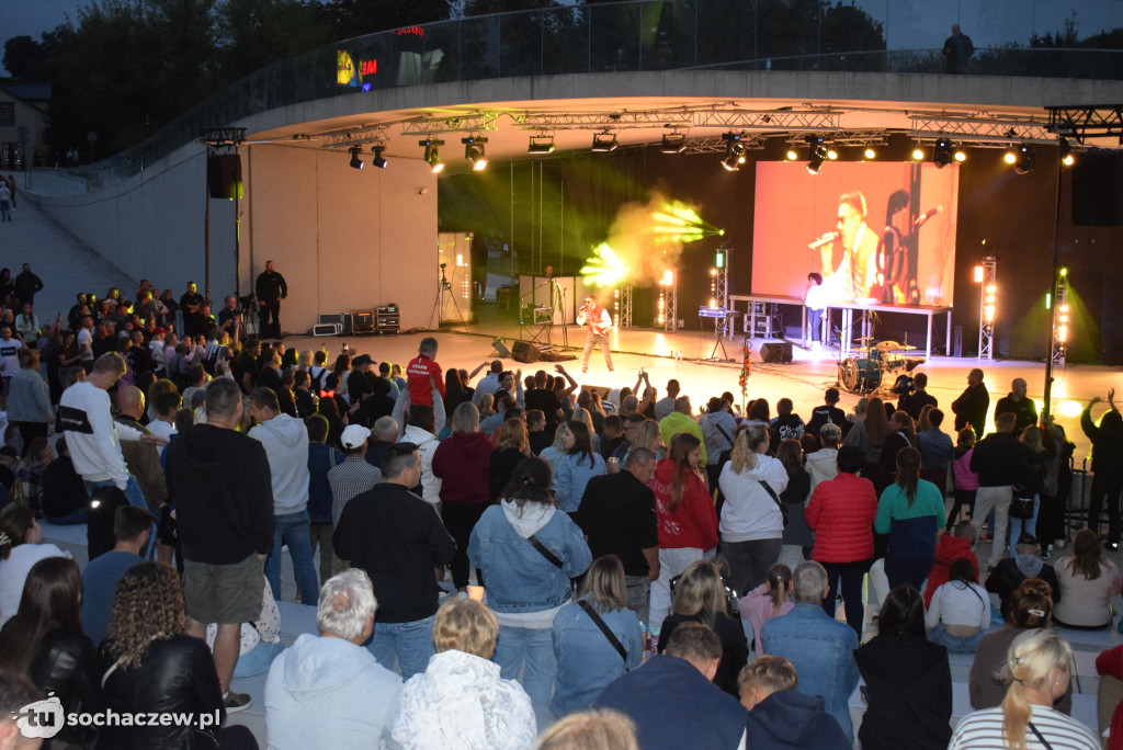 DISCO BZURA 2025! Na scenie 8 gwiazd