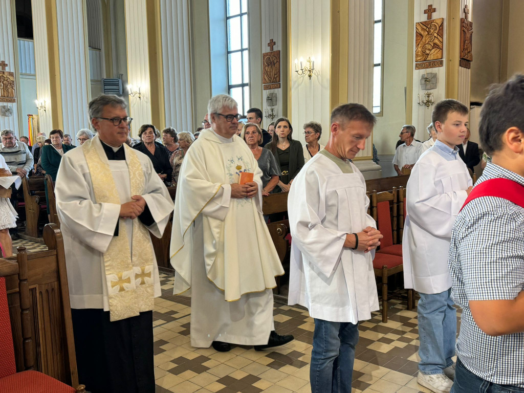 Dożynki parafialne w Młodzieszynie