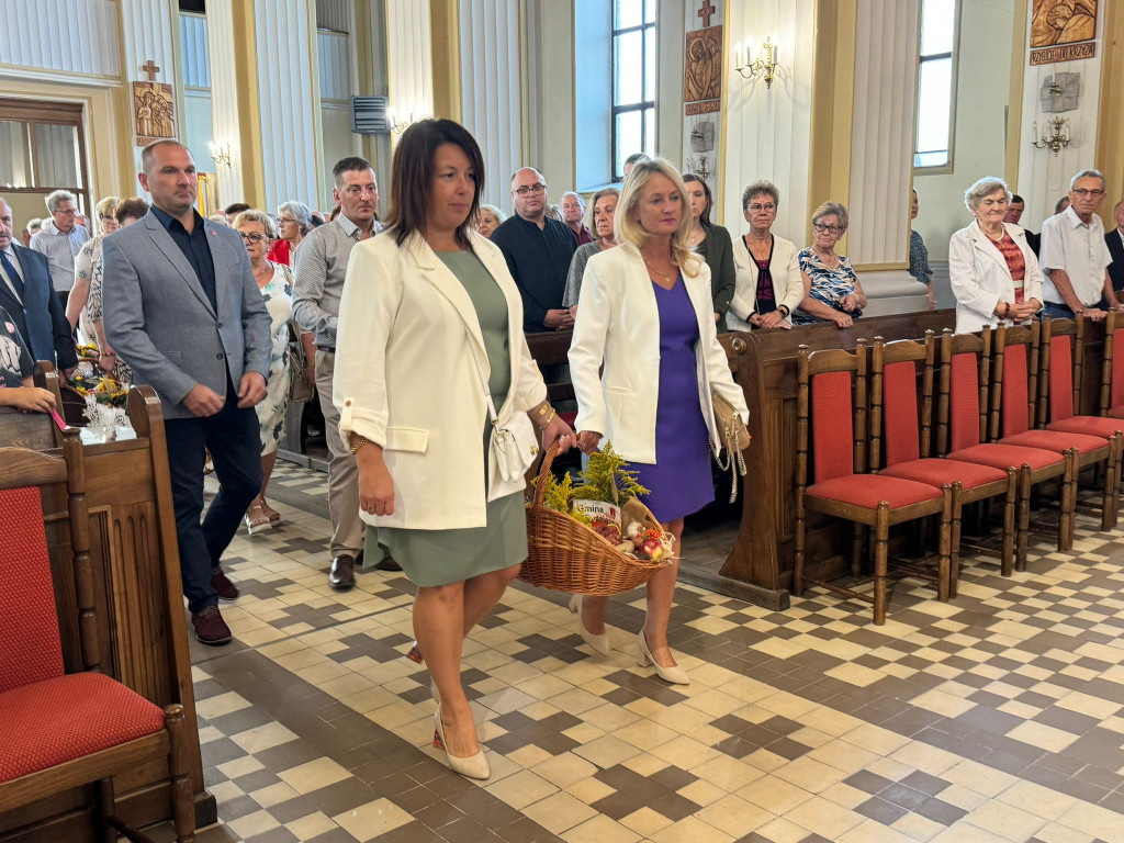 Dożynki parafialne w Młodzieszynie