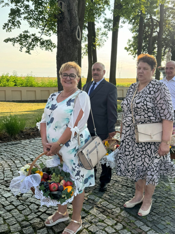 Dożynki parafialne w Młodzieszynie