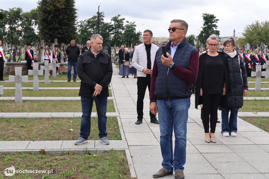 Uroczystości na cmentarzu w Trojanowie