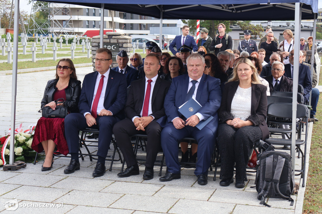 Uroczystości na cmentarzu w Trojanowie