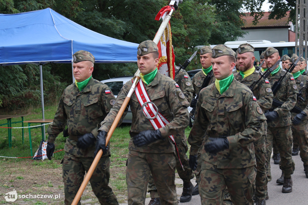 Uroczyście i historycznie pod pomnikiem w Boryszewie