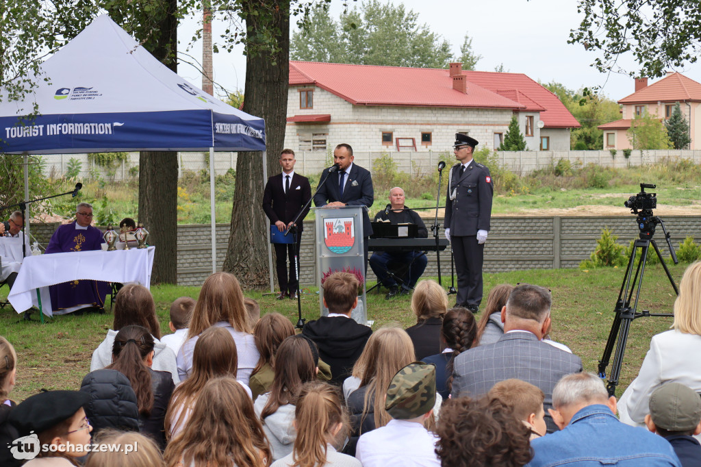 Uroczyście i historycznie pod pomnikiem w Boryszewie