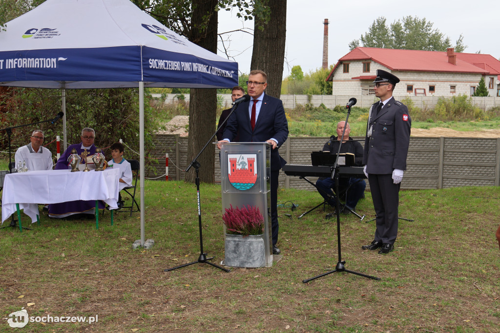 Uroczyście i historycznie pod pomnikiem w Boryszewie