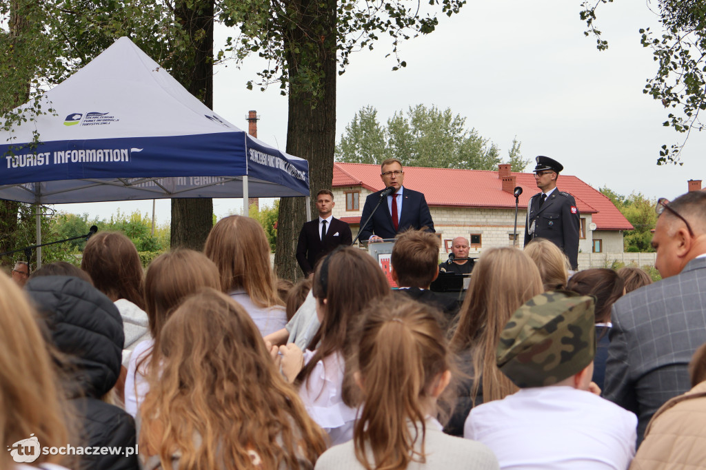 Uroczyście i historycznie pod pomnikiem w Boryszewie