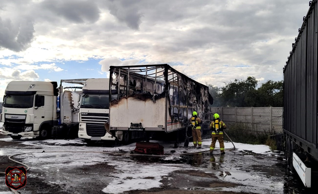 Pożar ciężarówek w gminie Rybno