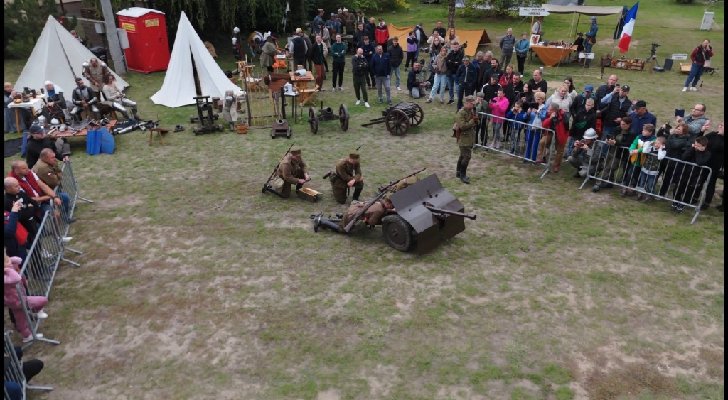 Charytatywny piknik historyczny