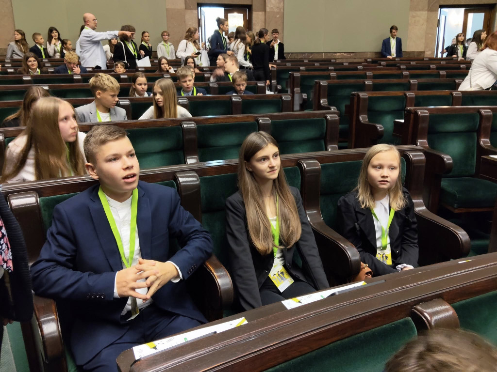 Uczniowie z Iłowa na sesji Sejmu Dzieci i Młodzieży