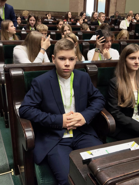 Uczniowie z Iłowa na sesji Sejmu Dzieci i Młodzieży