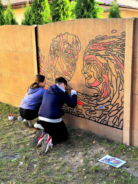 Szkoła w Gawłowie ma swój mural