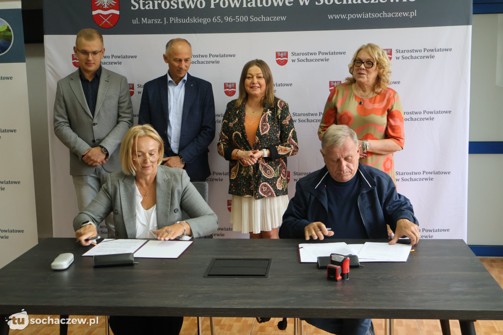 Rusza przebudowa drogi powiatowej Złota - Dębsk