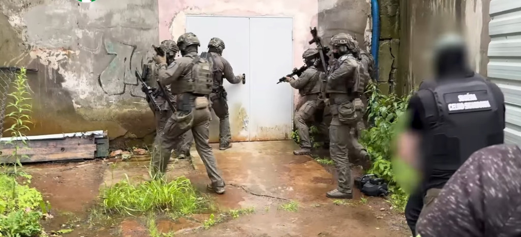 Nielegalna paczkowalnia papierosów